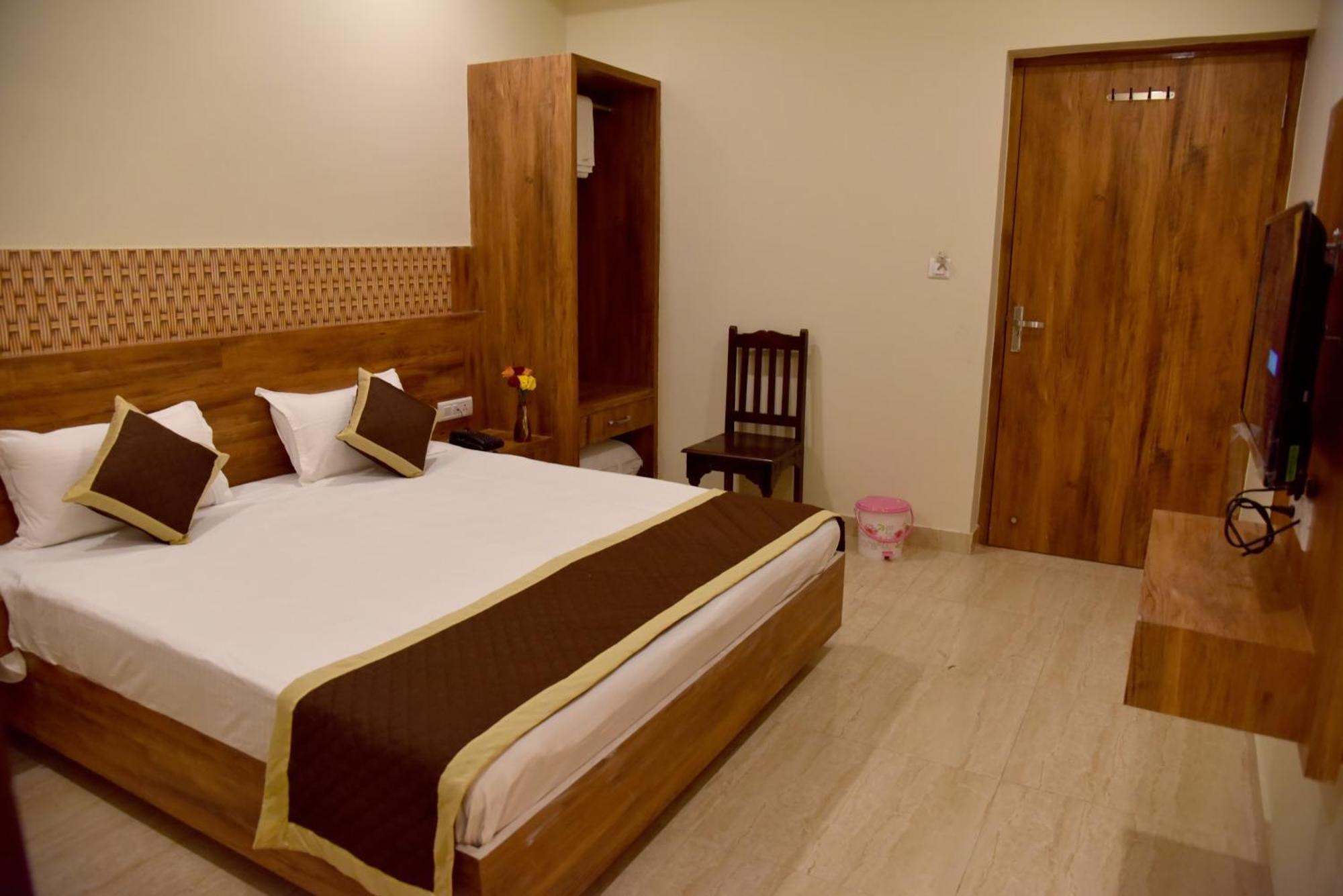S R Plaza At Delhi Airport Hotel New Delhi Luaran gambar