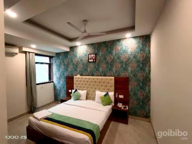 S R Plaza At Delhi Airport Hotel New Delhi Luaran gambar
