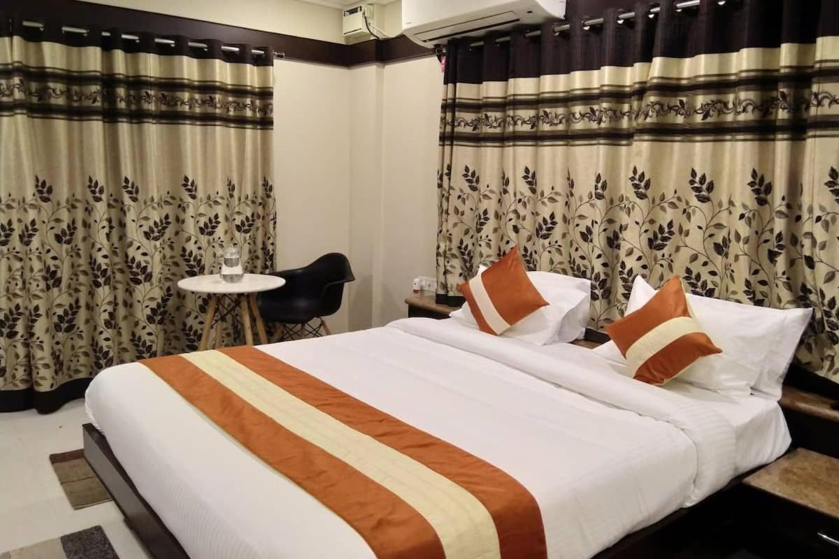 S R Plaza At Delhi Airport Hotel New Delhi Luaran gambar